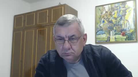 Macho online show from December 2025 06:48:02 PM