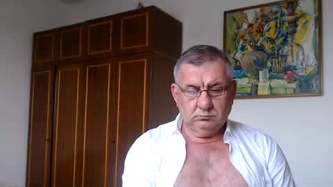Snapshot of machomale3 chatting on July 2026 03:51:01 PM Macho online show from July 2026 03:51:01 PM