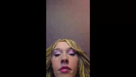 maciimayy online show from November 2025 05:27:01 PM