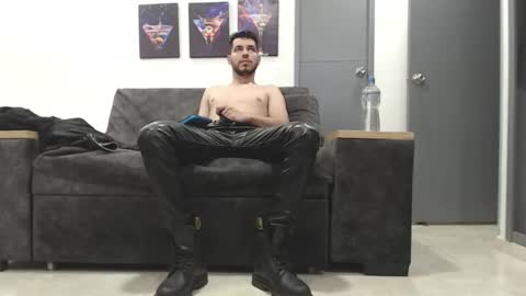instagram mackdanielsx online show from March 2026 10:24:02 PM