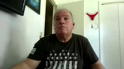 Snapshot of mackdocc001 chatting on October 2025 07:14:02 PM mackdocc001 online show from October 2025 07:14:02 PM