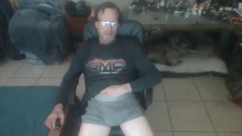 Snapshot of mackdog1369 chatting on January 2025 01:58:01 PM mackdog1369 online show from January 2025 01:58:01 PM