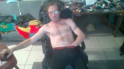 Snapshot of mackdog1369 chatting on February 2025 06:43:01 PM mackdog1369 online show from February 2025 06:43:01 PM