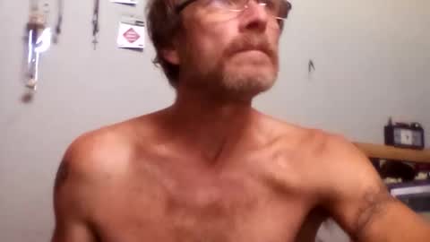 Snapshot of mackdog1369 chatting on October 2025 08:09:01 PM mackdog1369 online show from October 2025 08:09:01 PM