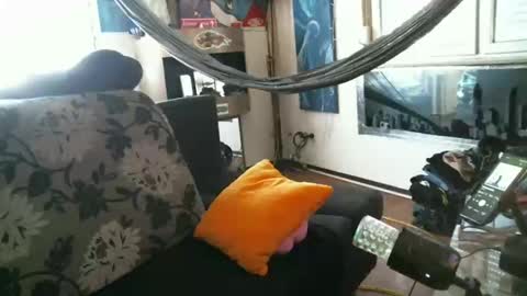 Manuel online show from March 2025 12:32:02 PM