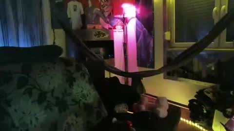 Manuel online show from March 2025 06:55:01 PM