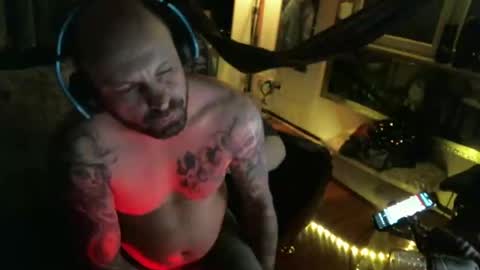 Manuel online show from March 2025 06:05:02 PM