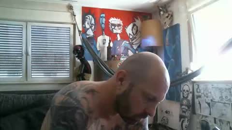 Manuel online show from September 2025 11:10:01 AM