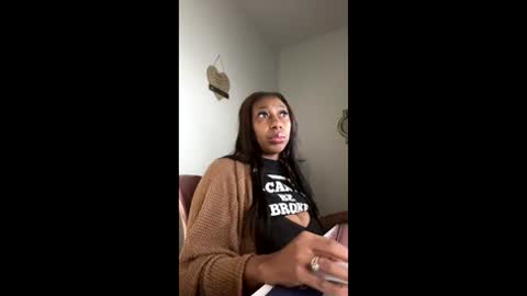 madam_glam online show from January 2026 03:39:01 PM