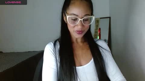 EMILY online show from February 2025 09:28:01 PM