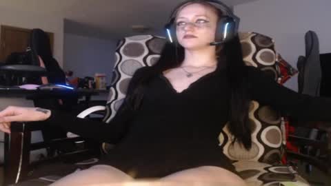 Madame Bubs online show from April 2026 10:18:01 PM