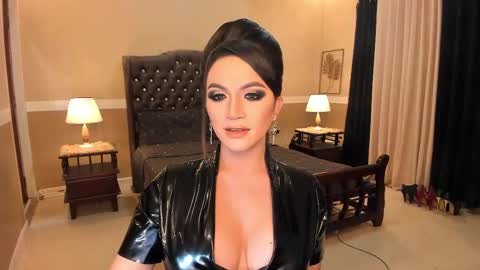 Alison Kloss online show from January 2025 05:03:01 AM