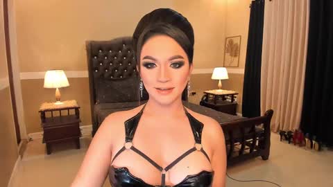 Alison Kloss online show from March 2025 11:26:01 PM