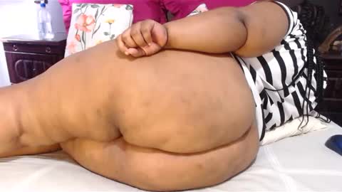 Snapshot of madamzee chatting on January 2025 09:29:01 AM madamzee online show from January 2025 09:29:01 AM