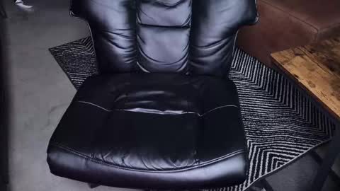 Madan Hayes online show from February 2025 02:53:01 AM