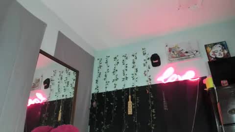 Maddi Avalon online show from February 2026 06:17:01 AM