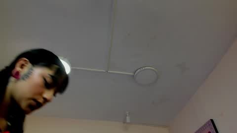 Maddierosee online show from February 2026 03:23:02 AM