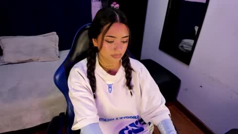 maddiee_jackson online show from September 2025 02:59:02 AM