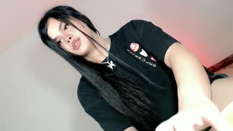 Im ZY DONT FORGET TO FOLLOW ME - online show from February 2025 06:39:01 PM