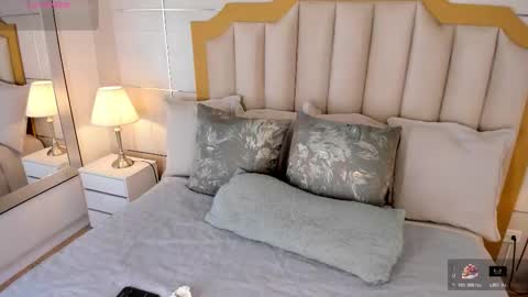    online show from November 2025 07:36:02 PM