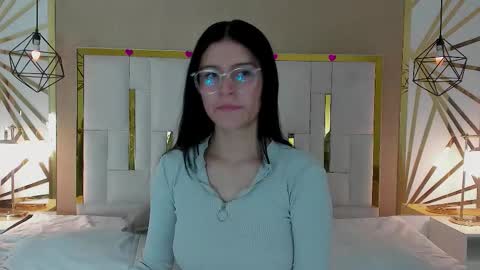 Maddy  online show from September 2025 11:43:01 AM