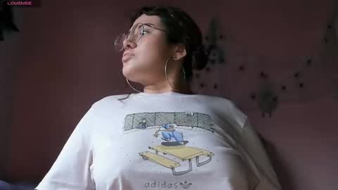 Maddy  online show from October 2025 07:26:02 PM