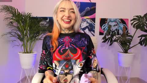 Snapshot of maddy_uwu chatting on December 2024 02:16:01 AM maddy_uwu online show from December 2024 02:16:01 AM