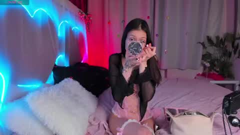 Snapshot of maddyfever chatting on June 2026 05:03:02 AM maddyfever online show from June 2026 05:03:02 AM