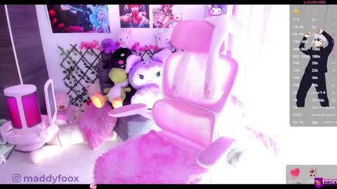 Maddy Foox online show from April 2026 03:06:01 PM