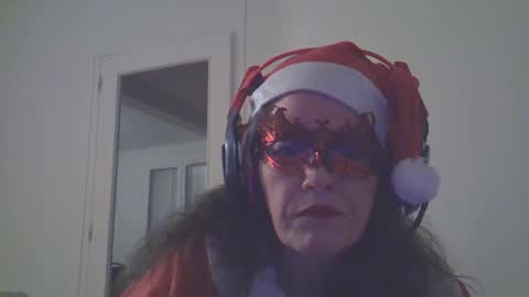 maddykler1977 online show from December 2024 09:00:02 PM