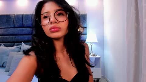 Snapshot of maddymontclair chatting on September 2025 04:03:01 AM Maddy online show from September 2025 04:03:01 AM