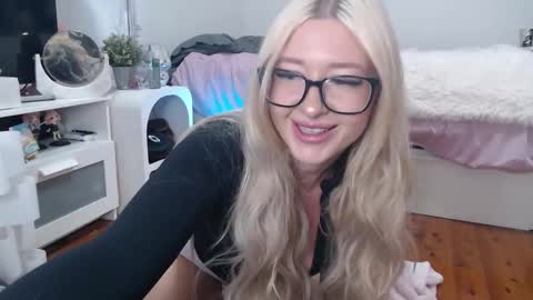 maddyyy call me yours tho online show from March 2026 11:55:02 PM