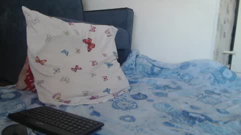 Snapshot of made_x_heaven chatting on April 2026 11:02:02 AM Julia online show from April 2026 11:02:02 AM