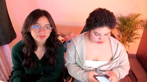 Snapshot of madelaine_taylor chatting on June 2026 11:46:01 AM madelaine_taylor online show from June 2026 11:46:01 AM