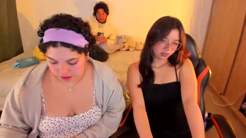madelaine_taylor online show from July 2026 12:18:01 AM