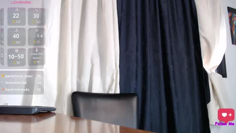 Madeleine  online show from January 2025 10:19:01 PM