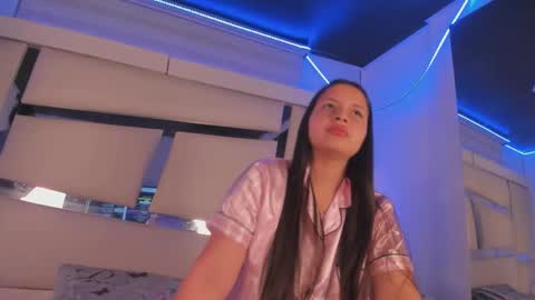 madeline_js online show from October 2025 03:57:01 AM