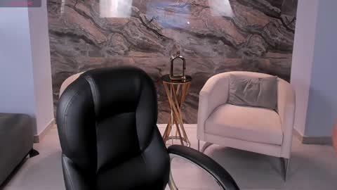 Madeline online show from February 2026 07:07:01 AM