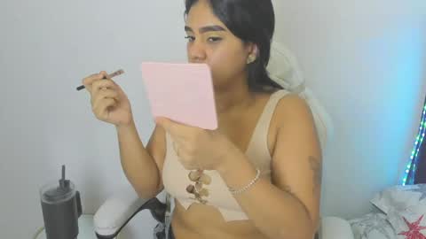 madelinesquit online show from April 2026 07:06:01 PM