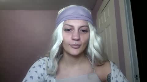 Snapshot of madelinevalentine chatting on September 2025 11:37:01 PM madeline online show from September 2025 11:37:01 PM