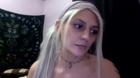 Snapshot of madelinevalentine chatting on September 2025 04:47:01 AM madeline online show from September 2025 04:47:01 AM