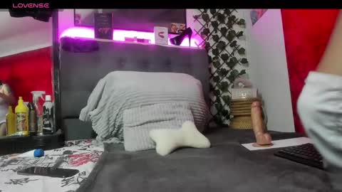 Madelyn. online show from February 2025 11:18:02 AM