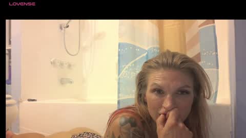 Madie Ray online show from July 2026 05:29:01 AM