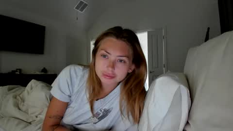 Snapshot of madirose69 chatting on June 2026 03:34:02 PM mari rose online show from June 2026 03:34:02 PM