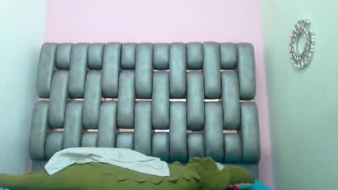 M A D I S O N online show from November 2025 01:37:02 PM