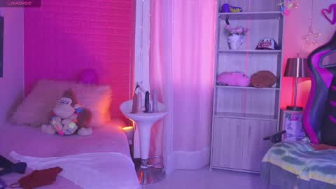 Madison   online show from September 2025 12:18:01 PM