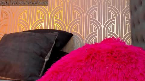   online show from January 2025 02:50:01 AM