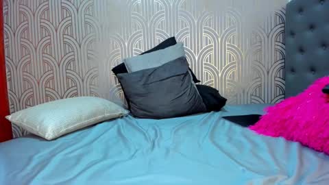   online show from February 2025 08:13:02 AM