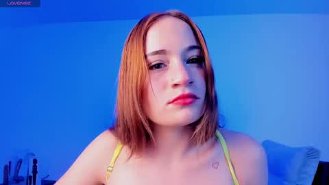 Snapshot of madisonanngel chatting on September 2025 08:11:02 PM Madison Angel online show from September 2025 08:11:02 PM