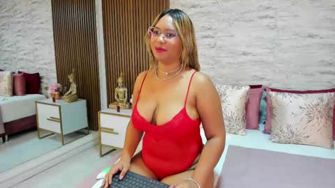 Snapshot of madisonhunterr_ chatting on February 2025 05:46:02 PM madisonhunterr_ online show from February 2025 05:46:02 PM